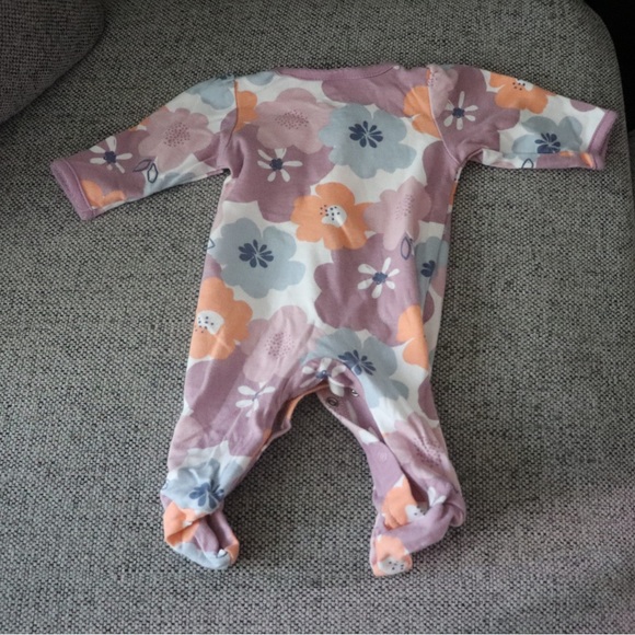 Newborn Floral Purple Girl Footsie - Picture 3 of 4